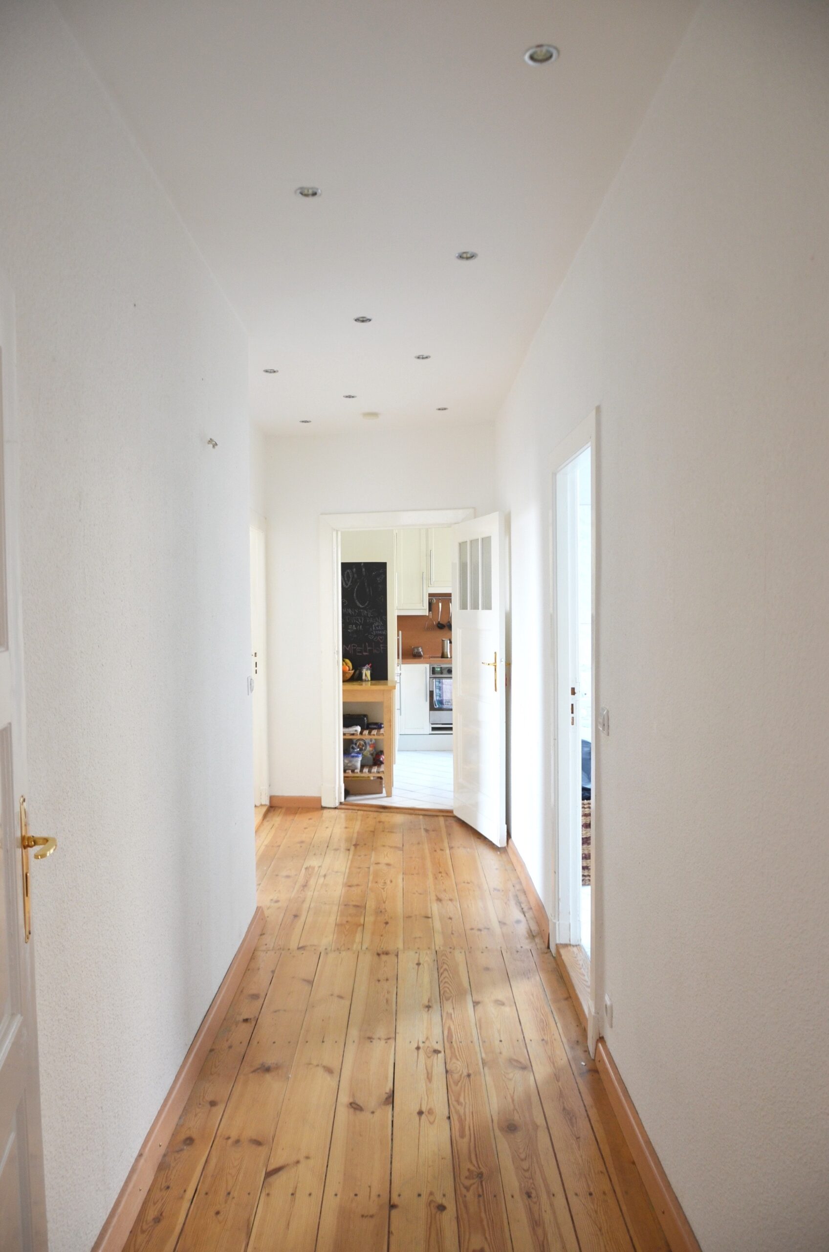 What You Need To Know About Hallway Lighting